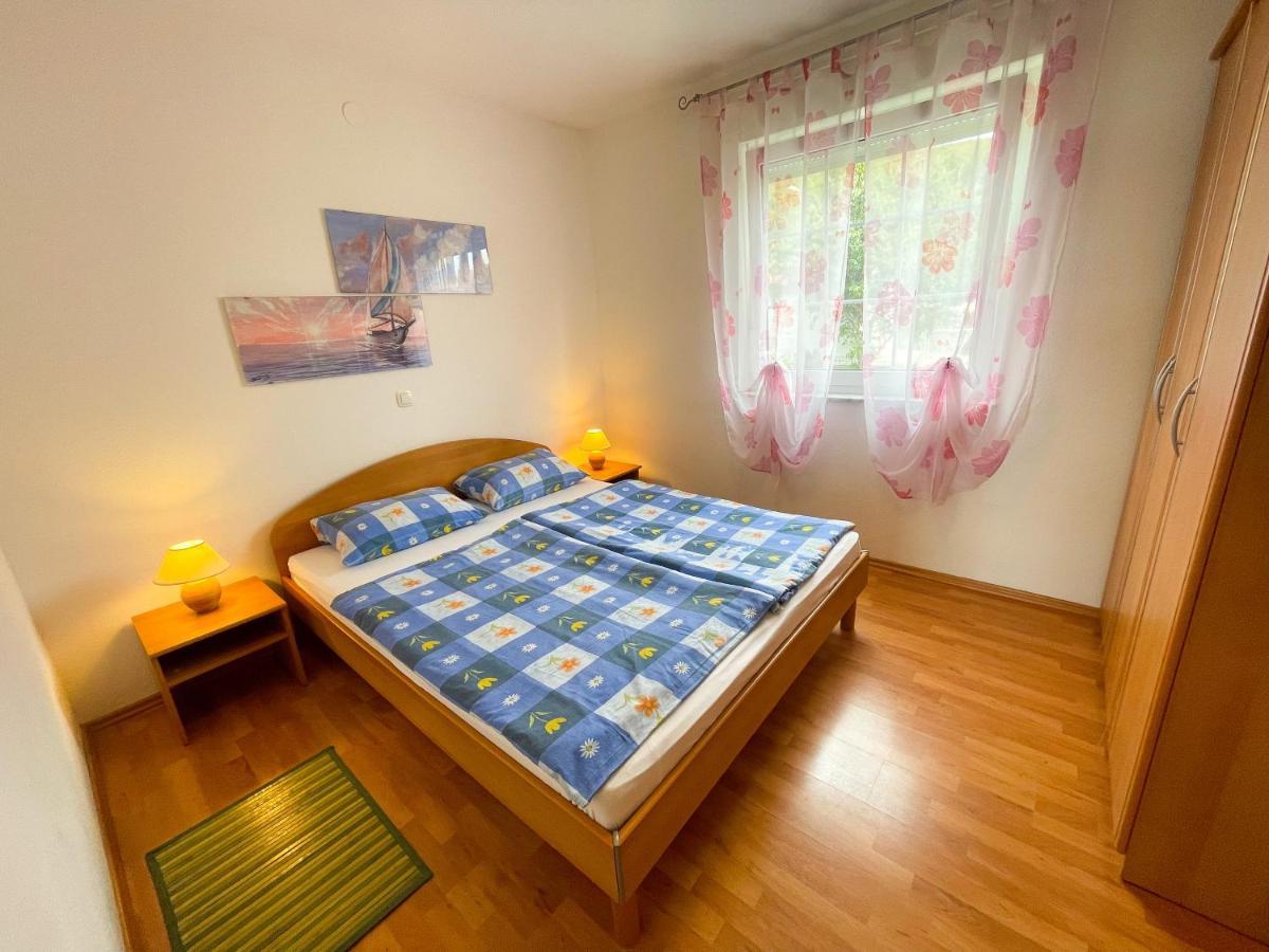 Apartmani Toni ดรามัลย์ ภายนอก รูปภาพ