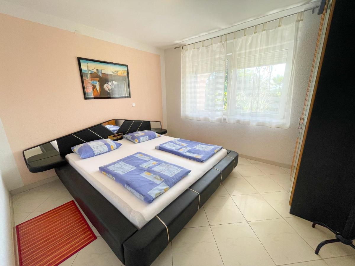 Apartmani Toni ดรามัลย์ ภายนอก รูปภาพ