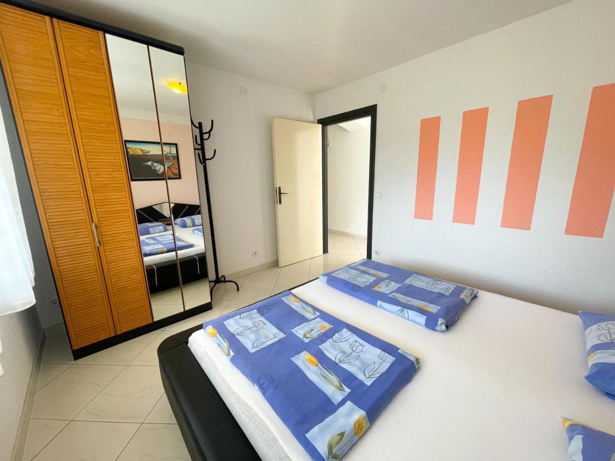 Apartmani Toni ดรามัลย์ ภายนอก รูปภาพ